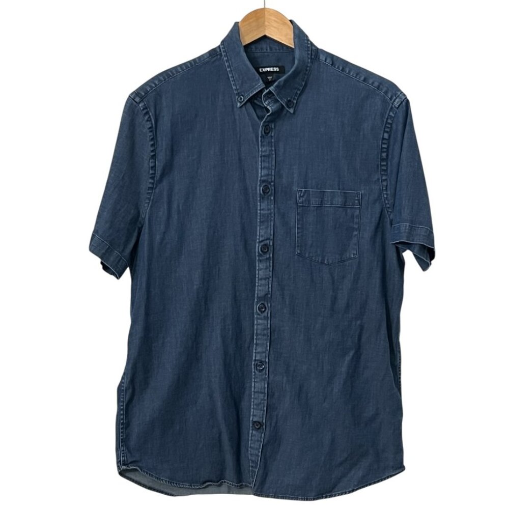 Express Blue Chambray Shirt Mens M Short Sleeve Button Down Lyocell Stretch